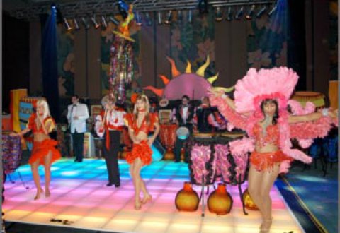 Entertainment with Musicians and Dancers