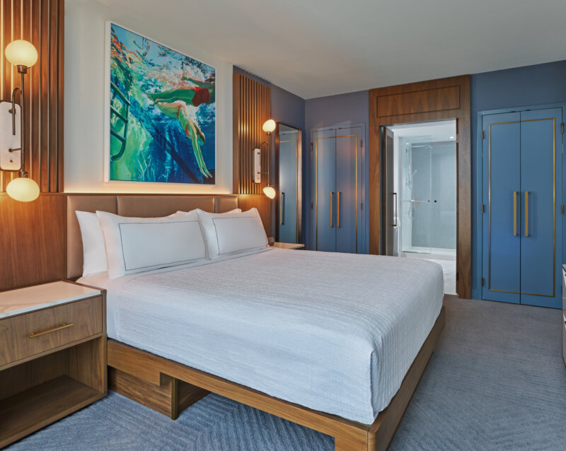 Swan Reserve Traditional King Room with Bed and Shower