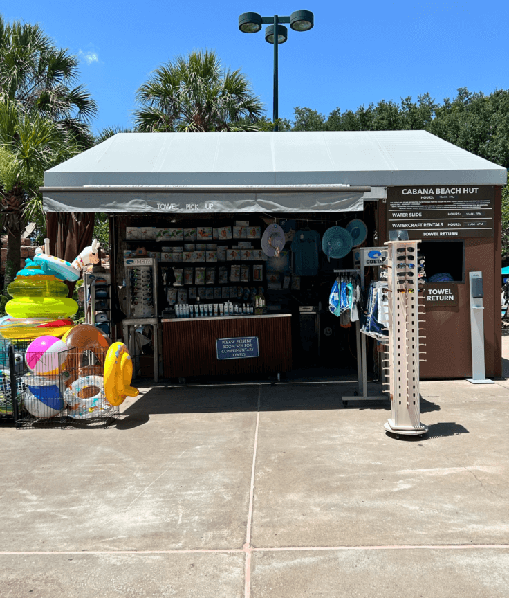 Cabana beach hut by the Dolphin pool